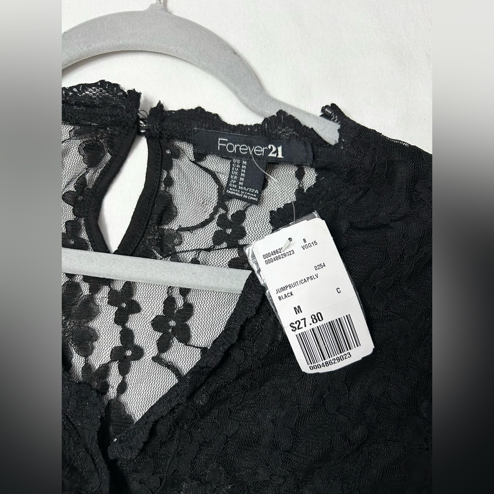 Forever 21 Romper M Black Floral Lace Coquette V Neck Sexy Whimsygoth Fairy Goth - Picture 12 of 16